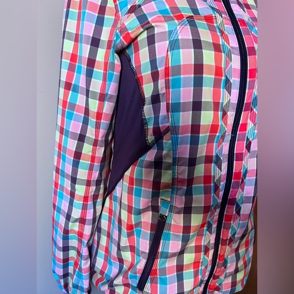 🦄 RARE Lululemon Seawheeze Downtime Jacket 🦄 - Picture 3 of 9